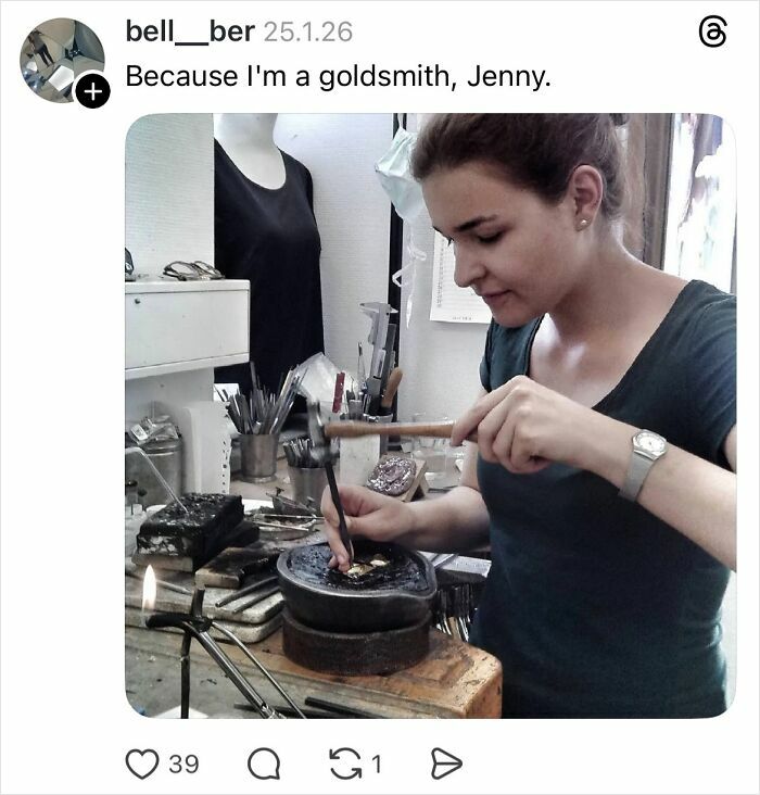 Woman Asks Why Girls They Don&rsquo;t Get Their Nails Done, And These 86 Savage Replies Didn&rsquo;t Disappoint