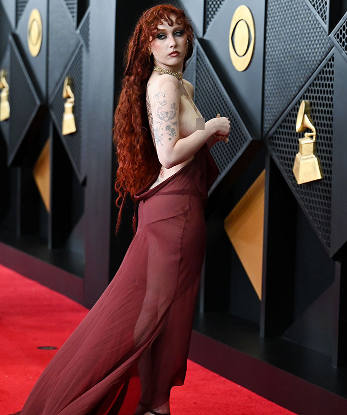 Chappell Roan Breaks Her Silence After “Disgusting” Grammys Look Sparked Outrage Chappell Roan Breaks Her Silence After “Disgusting” Grammys Look Sparked Outrage