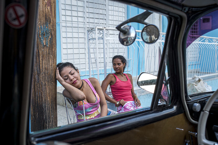 All About Photo Showcases 15 Photos From Margarita Mavromichalis’ “When The Pavement Breathes” All About Photo Showcases 15 Photos From Margarita Mavromichalis’ “When The Pavement Breathes”