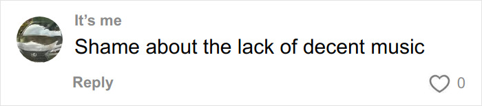 Chappell Roan’s Makeup Artist Finally Reveals The Truth Behind Her Controversial Grammys Dress Chappell Roan’s Makeup Artist Finally Reveals The Truth Behind Her Controversial Grammys Dress