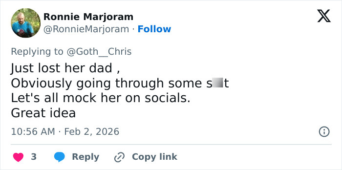 “Needs To See A Doctor”: Odd Detail In Kelly Osbourne Photo Sparks Fan Concern