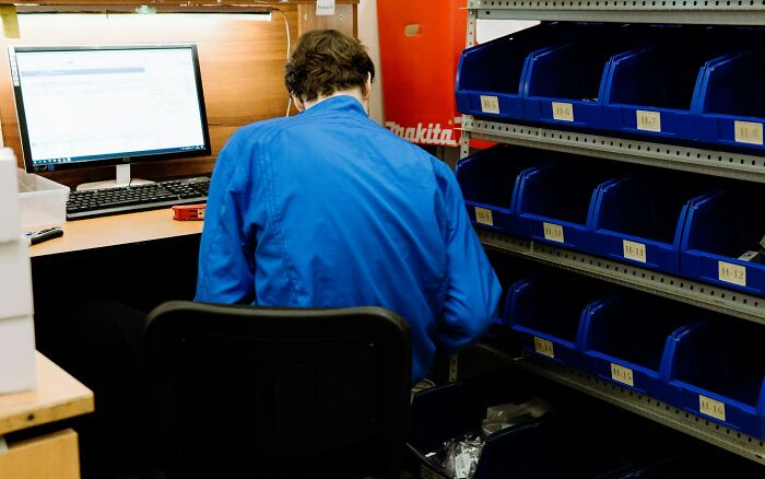 42 Examples Of Adults Who Proved Age Doesn’t Mean Wisdom