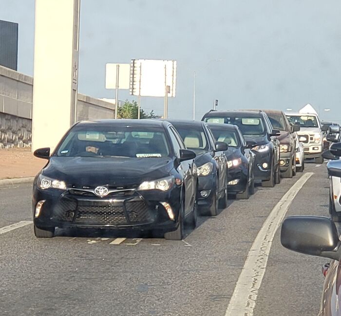 People Are Shaming Dumb Drivers And These 56 Are Unbelievable (New Pics)