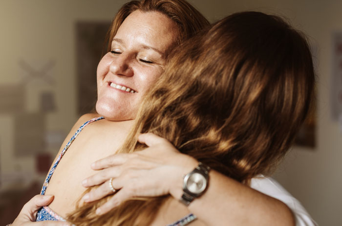 Woman Stunned As Roommate&rsquo;s Parents Use Spare Key To Let Themselves In And Act Like Babysitters