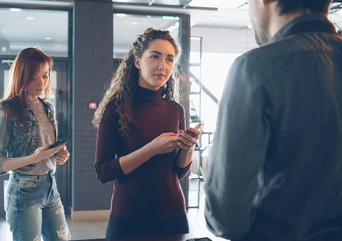 48 Times Someone Stumbled Upon Something Shocking On Another Person&rsquo;s Phone