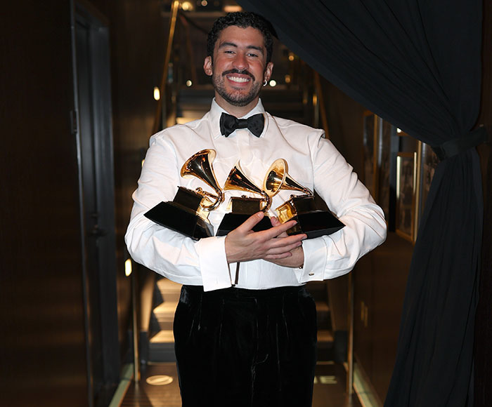 MAGA’s Bizarre Super Bowl Halftime Show Lineup Gets Brutally Roasted Online