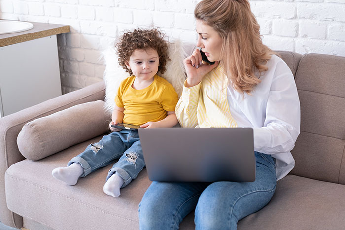 Boundary-Stomping Granny Tries To Feed 1YO Popcorn, Acts Offended When Daughter Leaves With The Baby