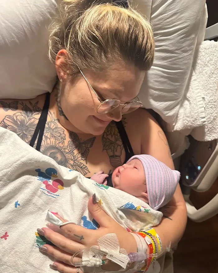 Surrogate Sues Couple She Gave Baby To After Learning They Already Had 21 Kids