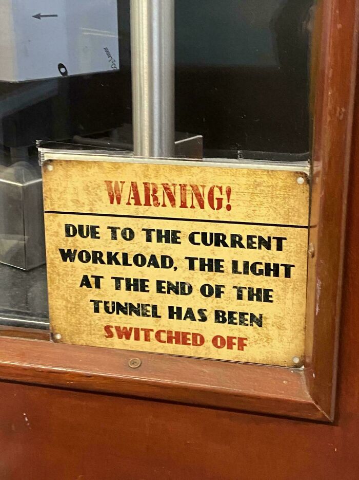 55 Bizarre, Absurd, And Hilarious Signs You Don&rsquo;t See Every Day (New Pics)