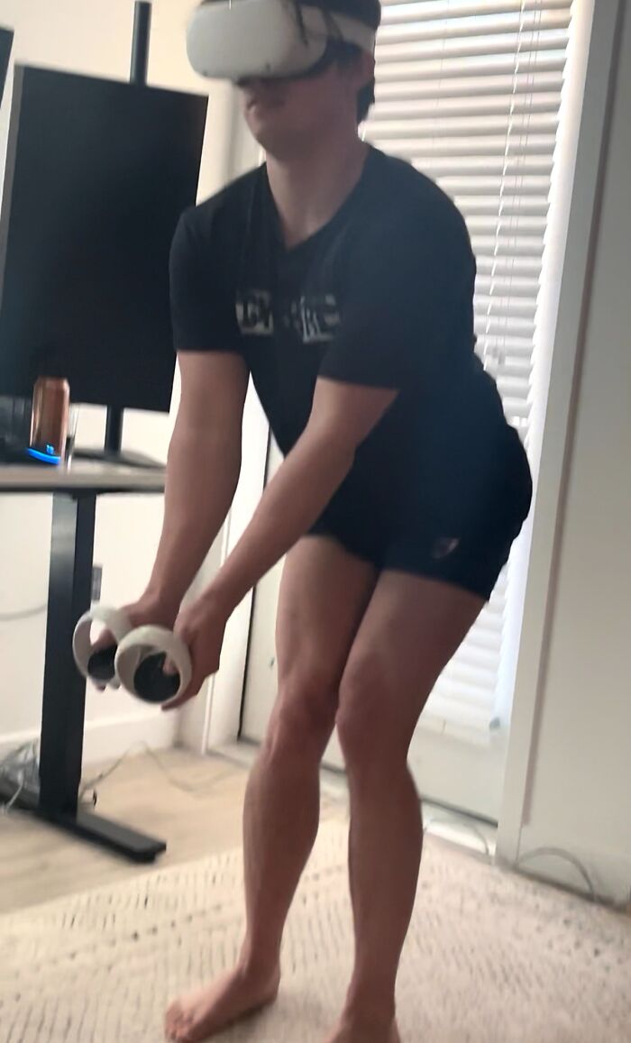 85 Times Men’s Hilariously Awkward Body Language Gave Women The Ick