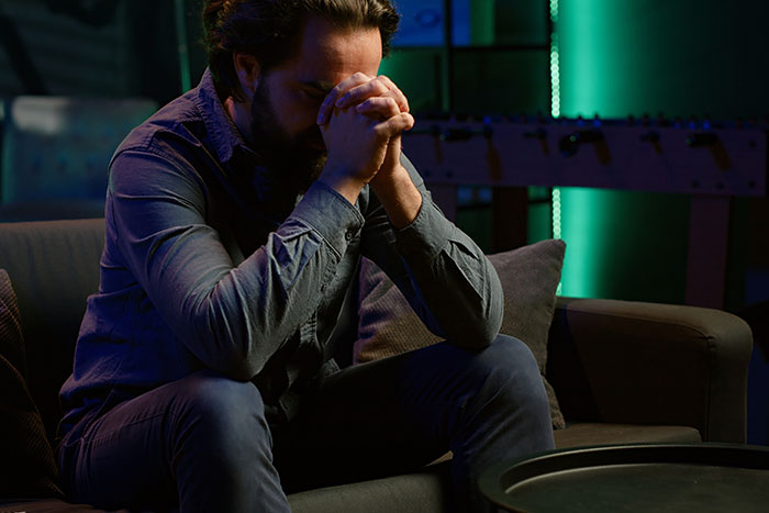 33 Stories About Friends Who Looked Innocent But Were Hiding Skeletons In Their Closet