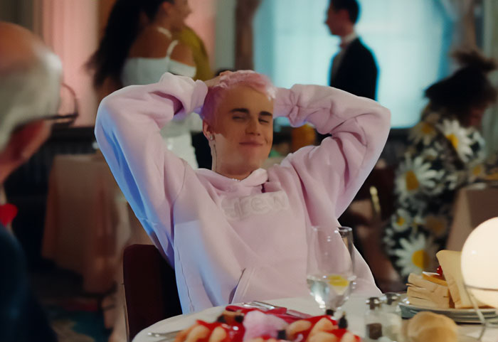 Disturbing Theory Links Justin Bieber To Epstein After Fans Connect ‘Yummy’ Music Video To Email Disturbing Theory Links Justin Bieber To Epstein After Fans Connect ‘Yummy’ Music Video To Email