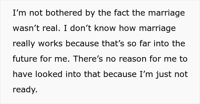 Guy “Surprises” GF With A Fake Proposal & Wedding, She’s Mortified That She Actually Believed It