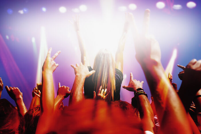 15 Cities In The World Where Sleep Is Optional