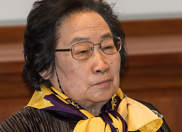 &ldquo;Clint Eastwood Has At Least 8 Children With 6 Women&rdquo;: 80 Fascinating Facts You Are Never Too Old To Learn (New Pics)