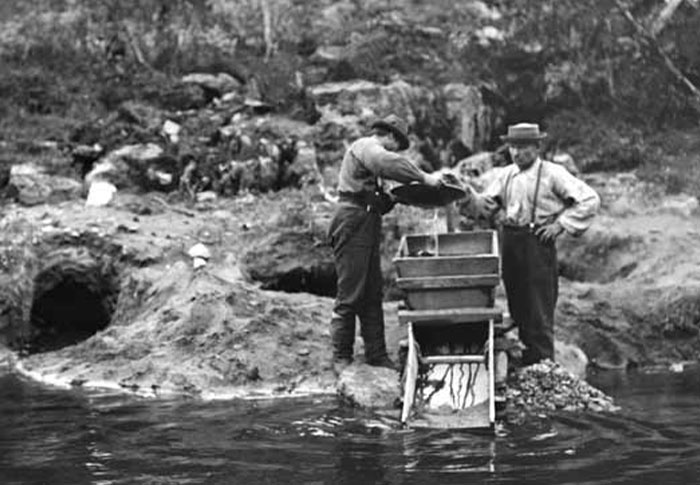 &ldquo;Clint Eastwood Has At Least 8 Children With 6 Women&rdquo;: 80 Fascinating Facts You Are Never Too Old To Learn (New Pics)