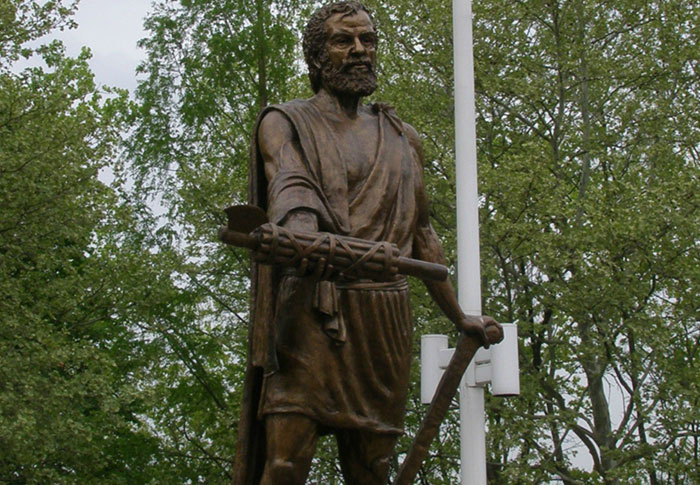 &ldquo;Clint Eastwood Has At Least 8 Children With 6 Women&rdquo;: 80 Fascinating Facts You Are Never Too Old To Learn (New Pics)