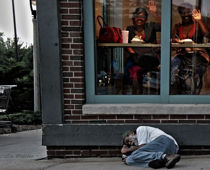 39 People Shared That One Photo That Hit Them Hard 39 People Shared That One Photo That Hit Them Hard