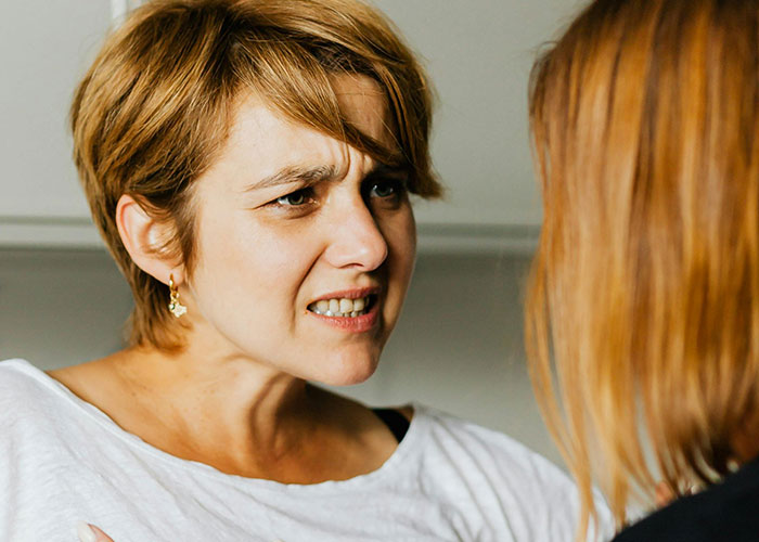 Teen Makes Sure Stepmom Is Miserable On Her Wedding Day For Trying To Erase Late Mom&rsquo;s Memory