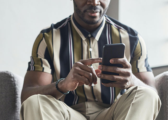 80 People Share The Exact Second Their Attraction Ended Because Of A Weird Ick They Got