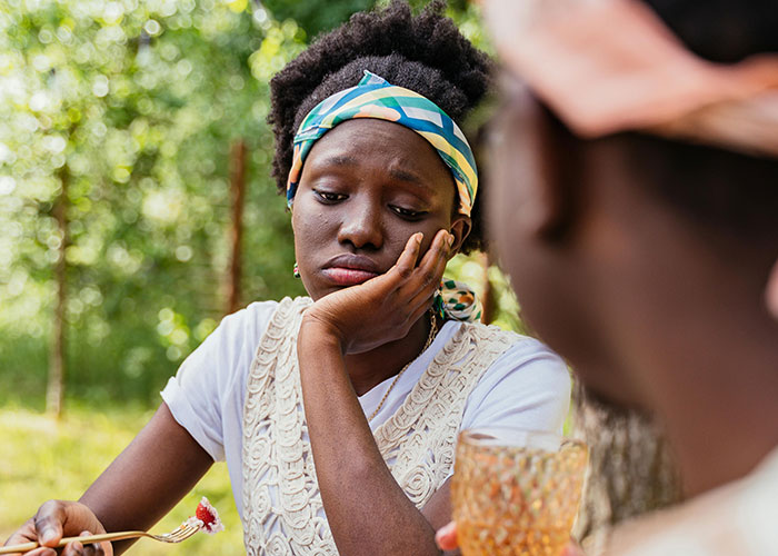 80 People Share The Exact Second Their Attraction Ended Because Of A Weird Ick They Got