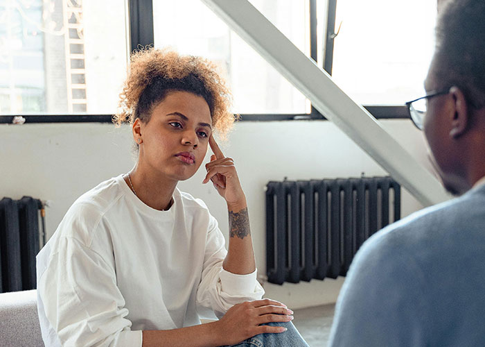 80 People Share The Exact Second Their Attraction Ended Because Of A Weird Ick They Got