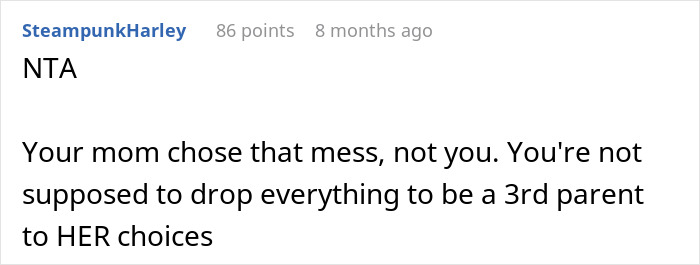 Teen Is Sick Of Being A Third Parent To 7 Kids At His Mom’s House: “I Ran Away”