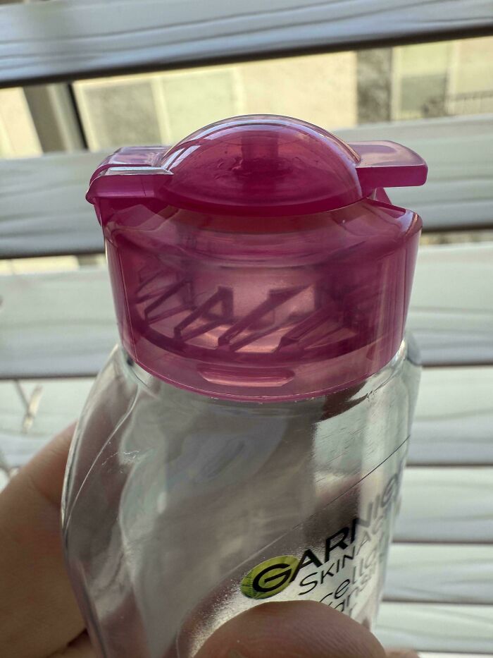 &ldquo;Keep The Peasant Class Distracted&rdquo;: 80 Brutal Reminders Of How Bad Consumerism Has Gotten (New Pics)