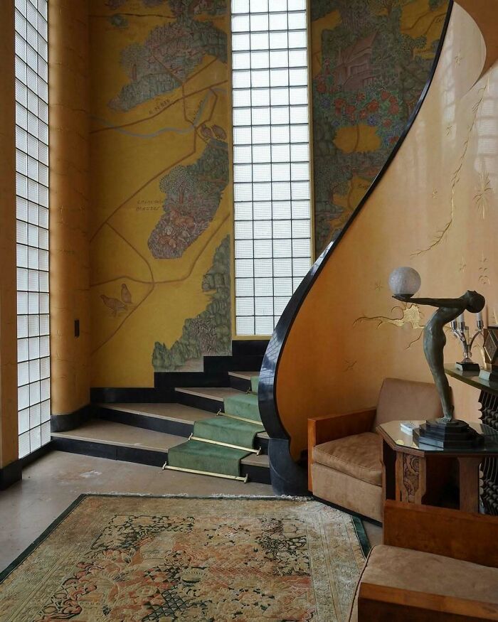 80 Bold And Beautiful Interiors That Are Anything But Boring