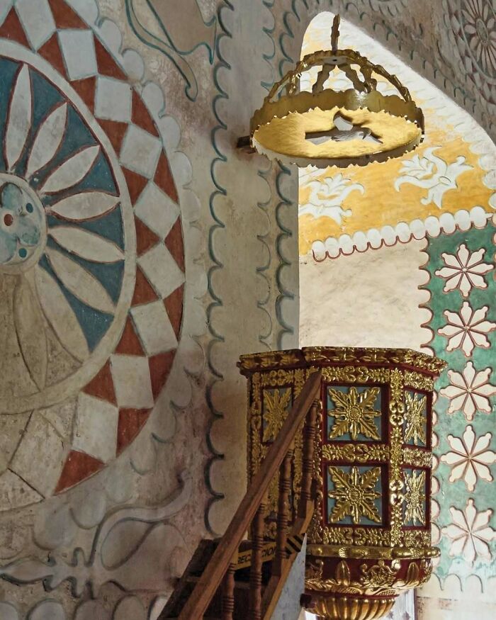 80 Bold And Beautiful Interiors That Are Anything But Boring