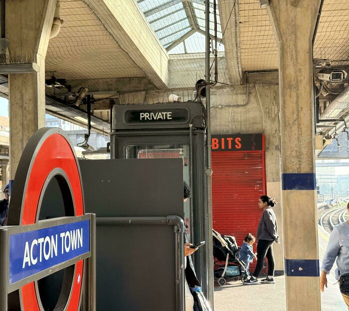 Brits Are Sharing Funny Pics From Their Daily Lives And These 58 Are Simply Exquisite (New Pics) Brits Are Sharing Funny Pics From Their Daily Lives And These 58 Are Simply Exquisite (New Pics)