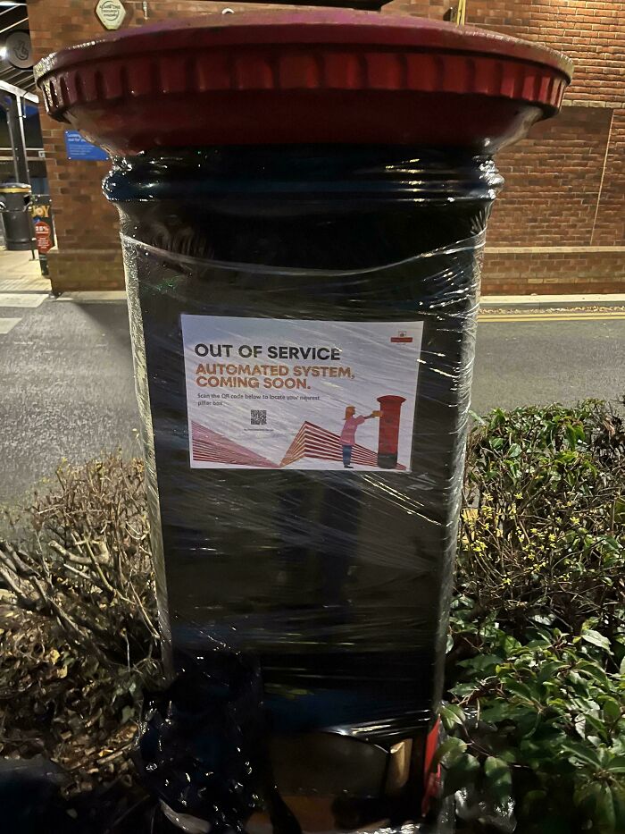 Brits Are Sharing Funny Pics From Their Daily Lives And These 58 Are Simply Exquisite (New Pics) Brits Are Sharing Funny Pics From Their Daily Lives And These 58 Are Simply Exquisite (New Pics)