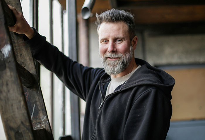 Guy With A Snowblower Makes Sure Mean Neighbor&rsquo;s Driveway Is The Only One Snowed In