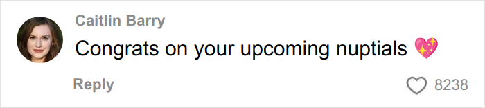 &ldquo;Am I Engaged?&rdquo;: Woman Shares Travel Encounter With Kind Stranger On Plane, Goes Viral