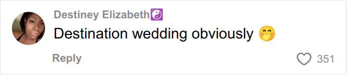 &ldquo;Am I Engaged?&rdquo;: Woman Shares Travel Encounter With Kind Stranger On Plane, Goes Viral