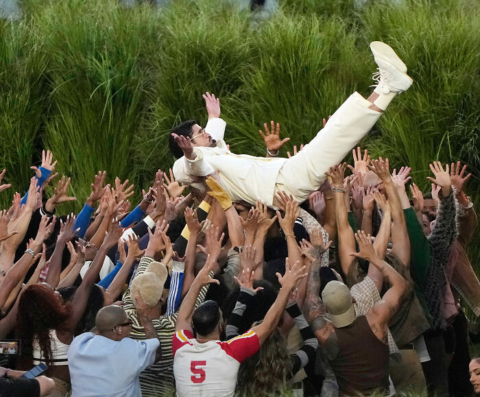 Video Seems To Show Fearful Bad Bunny As He Exits Super Bowl Before Erasing Social Media Video Seems To Show Fearful Bad Bunny As He Exits Super Bowl Before Erasing Social Media