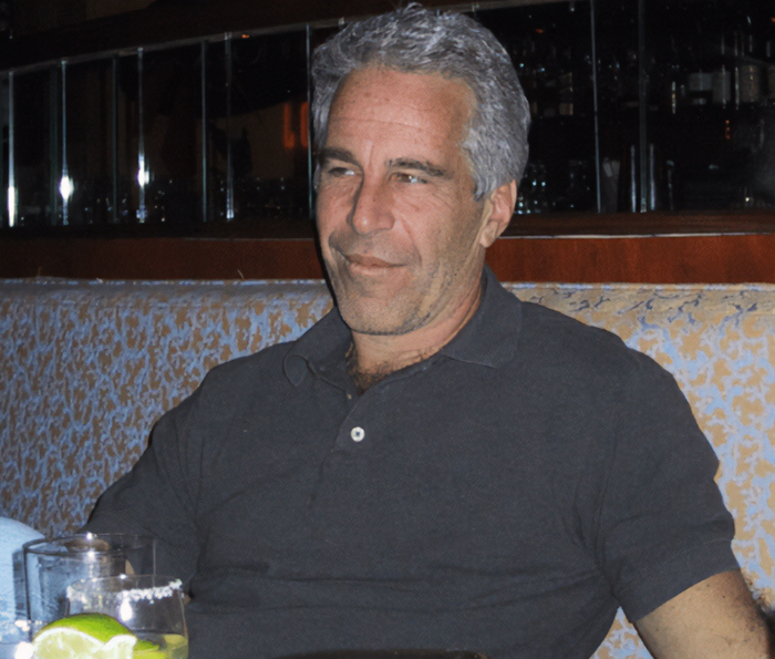 Epstein Files Reveal Naomi Campbell Was Offered “Two Playmates” By Ghislaine Maxwell Epstein Files Reveal Naomi Campbell Was Offered “Two Playmates” By Ghislaine Maxwell