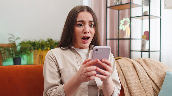 BF Abandons GF On Date Night And Goes Out With Friends, She’s Horrified After Knowing The Reason