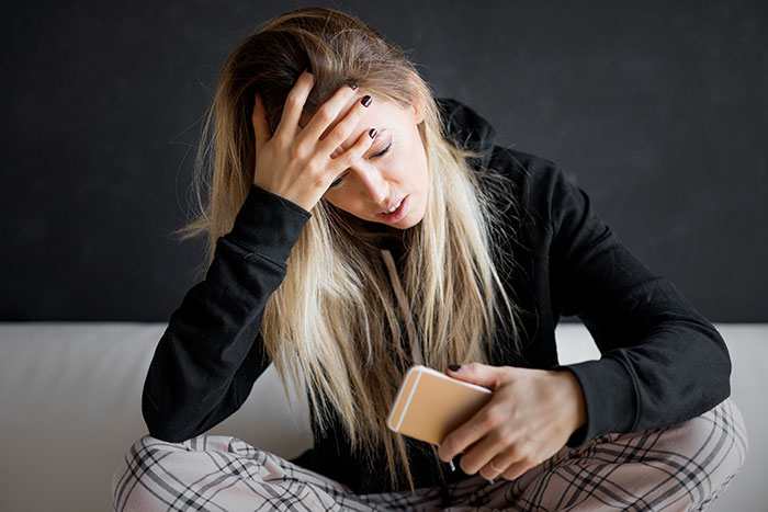 BF Abandons GF On Date Night And Goes Out With Friends, She’s Horrified After Knowing The Reason