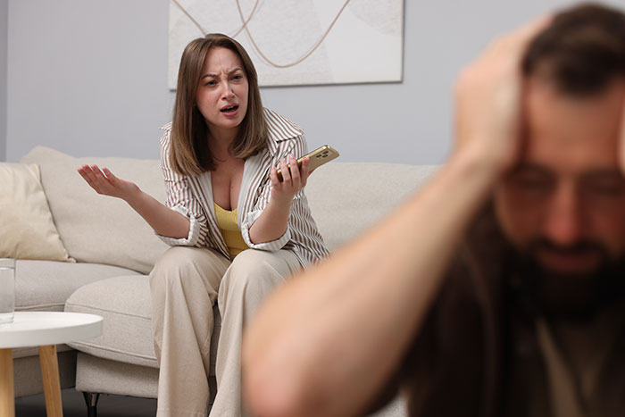 Guy’s Secret Video Call With Ex Gets Exposed, Pregnant Wife Considers Heading To Divorce Court