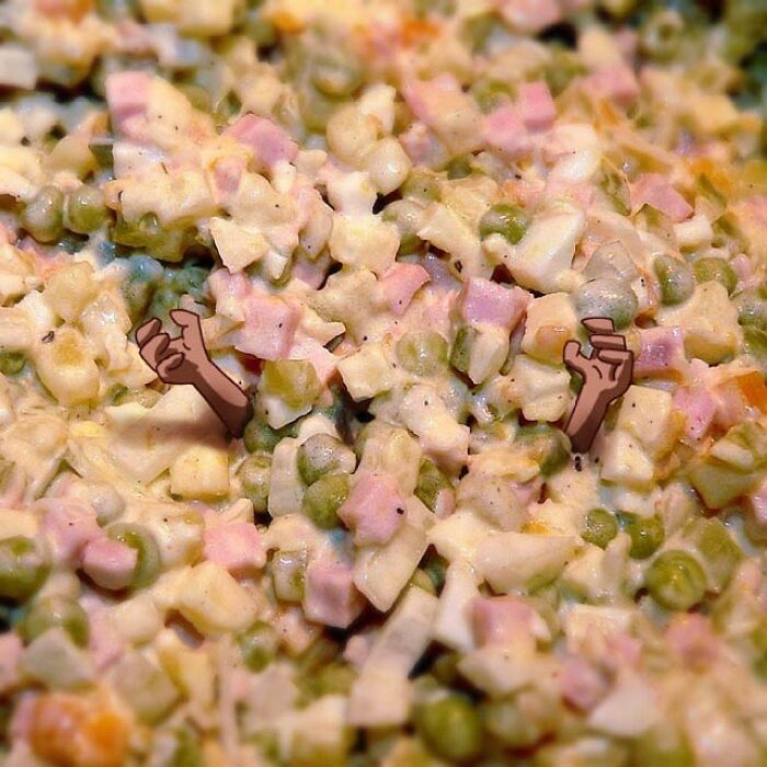 This Artist&rsquo;s Photo Doodles Make The World Look Like It&rsquo;s Secretly Alive (77 Pics)