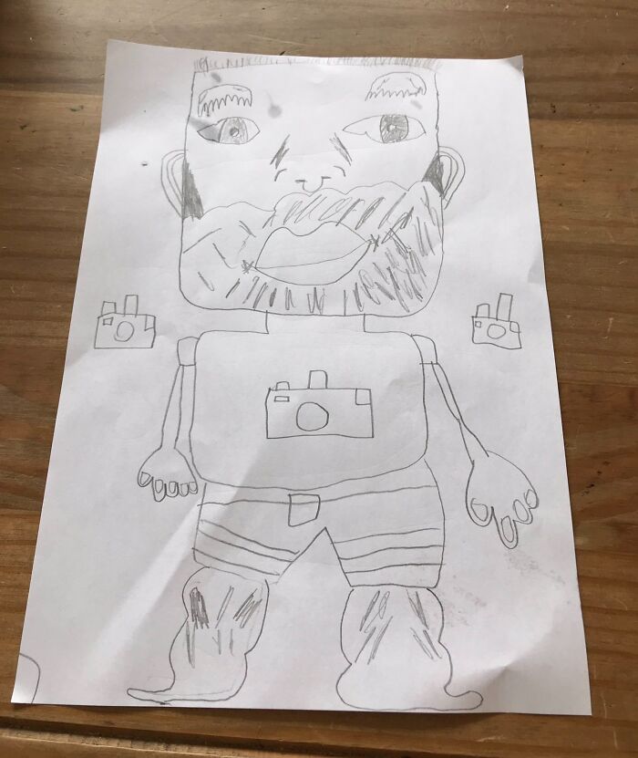 “Terrifying Self-Portrait”: 41 Times Kids Proudly Presented Their Wild Drawings As Art “Terrifying Self-Portrait”: 41 Times Kids Proudly Presented Their Wild Drawings As Art