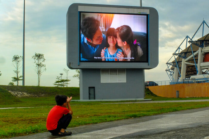 Beware Of The Camera Ambush: I Capture Spontaneous And Funny Street Moments In Malaysia (30 Pics)