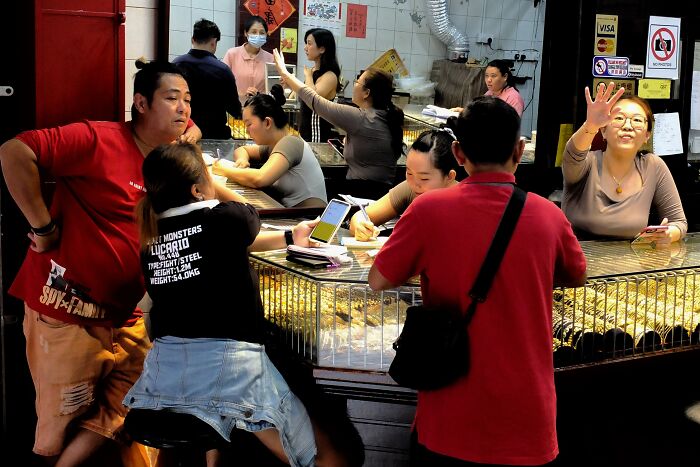 Beware Of The Camera Ambush: I Capture Spontaneous And Funny Street Moments In Malaysia (30 Pics)