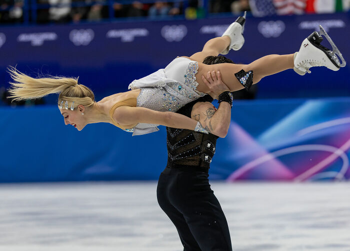 Olympic Ice Skater Makes Incredible Save After Wardrobe Malfunction Nearly Ruins Routine