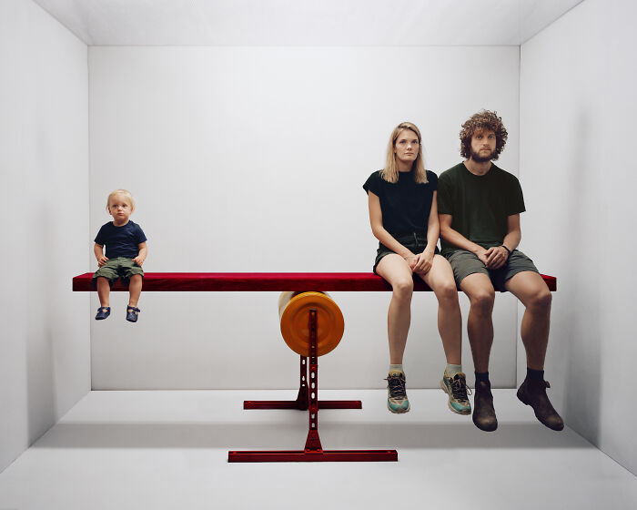 The 2025 International Photography Awards Showcased The World At Its Most Beautiful And Bizarre (74 Pics)