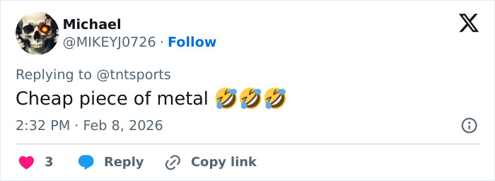 US Figure Skater Not Allowed To Keep Gold Medal After It Breaks In Celebration