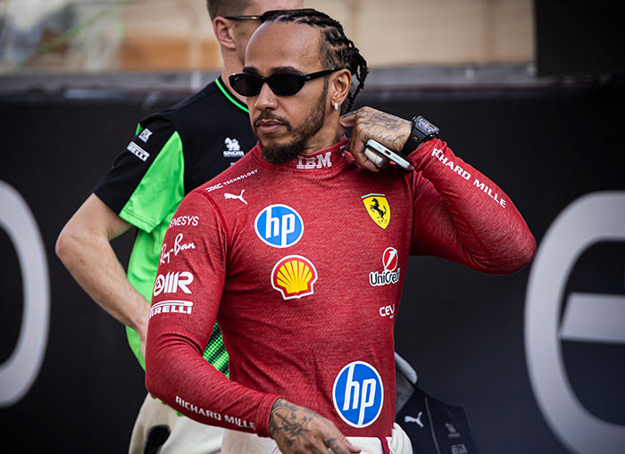 Body Language Expert Exposes Kim Kardashian And Lewis Hamilton’s “Tightly Controlled” Moves