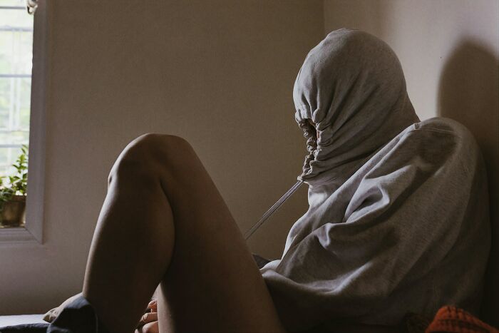 48 Disturbing Things People Mentioned Casually Without Realizing How Bad It Sounded