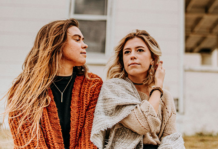 Woman Doesn’t Know Who To Believe After Best Friend Drops A Cheating Confession But Her Boyfriend Denies It